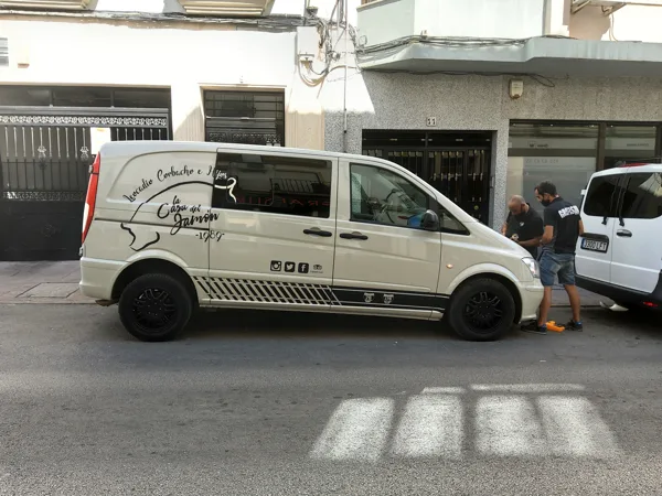 Rotulación de vehículo